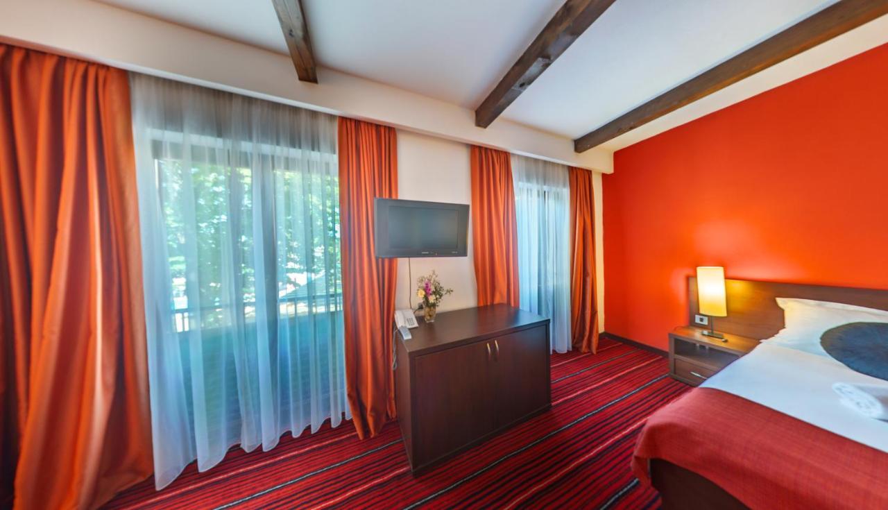 Hotel Villa Donat Sveti Filip i Jakov Exterior photo